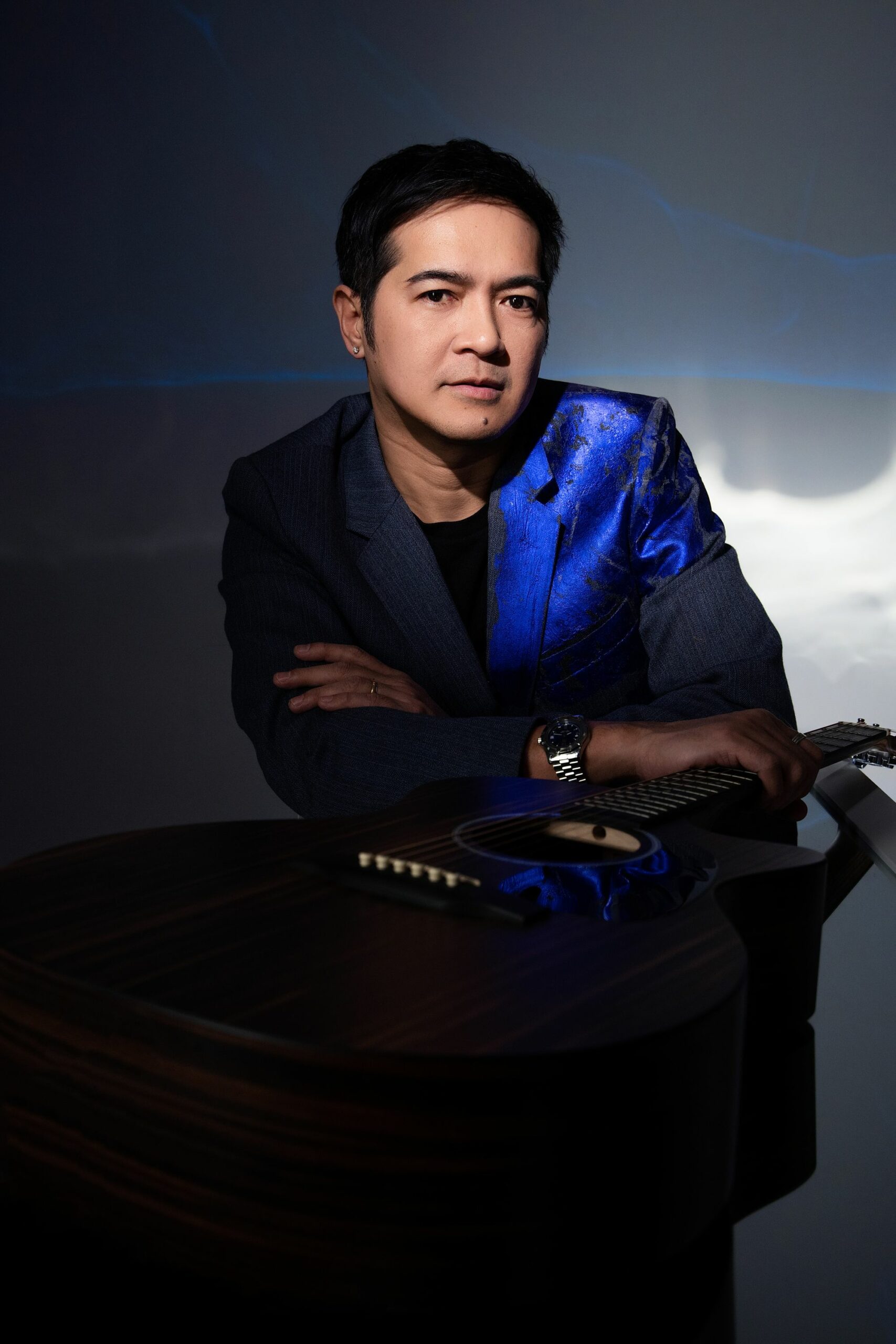 Wokalista i gitarzysta na event